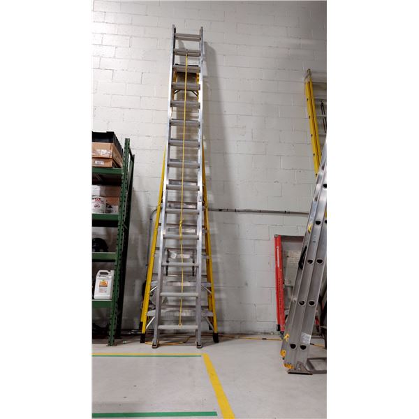 ÉCHELLE EXTENSIBLE, 28 PI