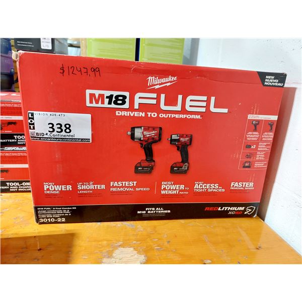 ENSEMBLE COMBINÉ DE 2 OUTILS MILWAUKEE M18 FUEL, 2 BATTERIES, CHARGEUR ET SAC