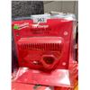 Image 3 : LOT DE 4 CHARGEURS MILWAUKEE ASSORTIS
