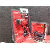 Image 1 : LOT AVEC LAMPE DE POCHE MILWAUKEE ET BATTERIE M18 CP2.0