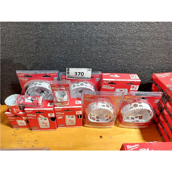 ENSEMBLE DE 10 SCIE CLOCHES MILWAUKEE, GRANDEURS ASSORTIES