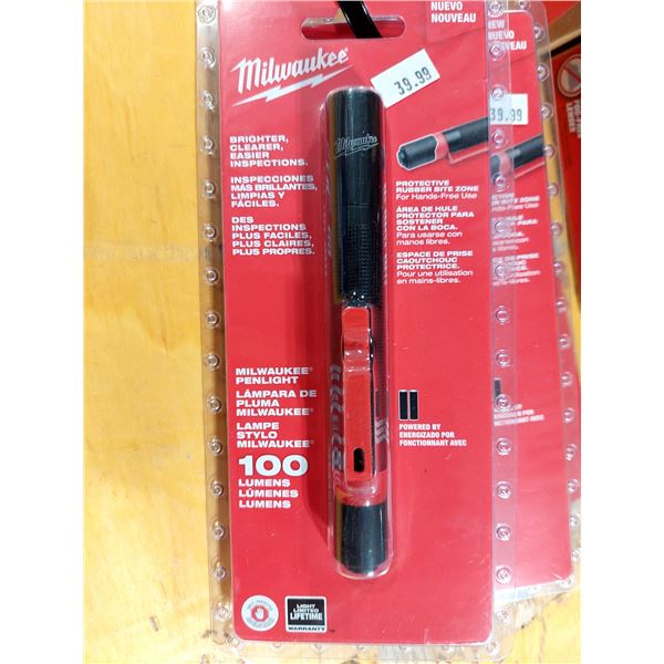 LAMPE DE POCHE MILWAUKEE À BATTERIE, 100 LUMENS