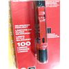 Image 2 : LAMPE DE POCHE MILWAUKEE À BATTERIE, 100 LUMENS