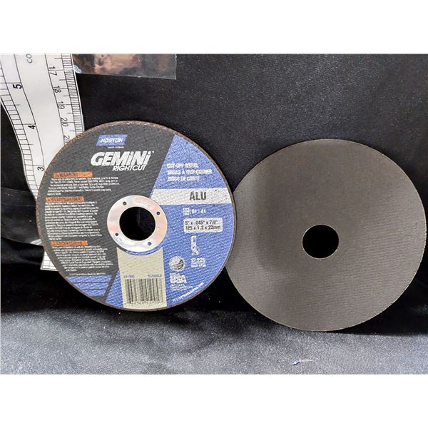 PAQUET DE 25 MEULES À TRONÇONNER NORTON GEMINI POUR ALUMINIUM, 5 PO X 0,045 PO X 7/8 PO