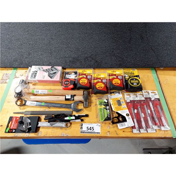 LOT DE 21 PRODUITS ASSORTIS