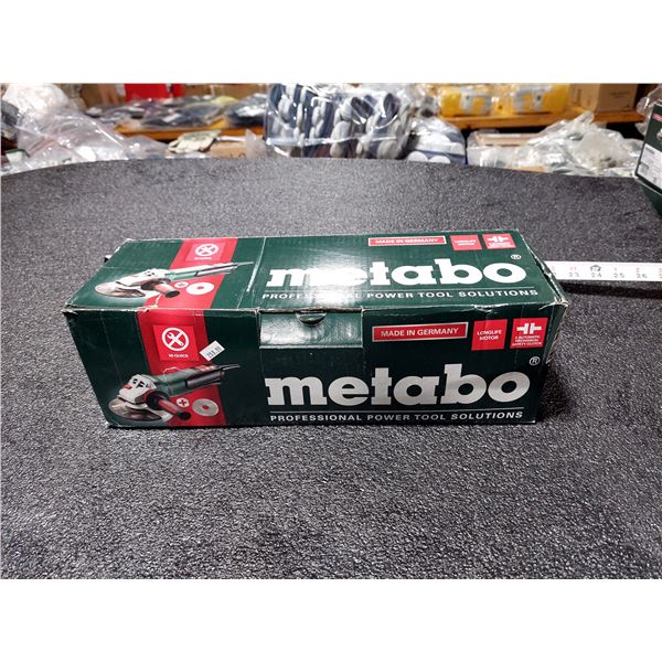 MEULEUSE D’ANGLE ÉLECTRIQUE METABO W 11-125 QUICK, 5 PO