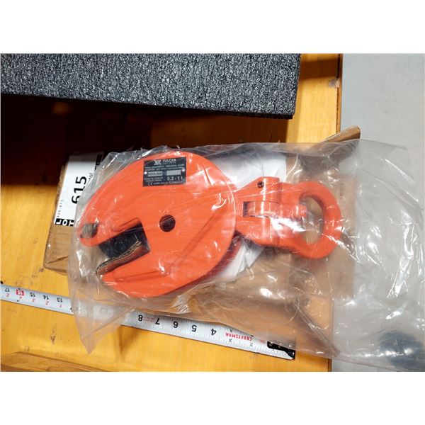 PINCE UNIVERSELLE POUR PLAQUE, OUVERTURE 0 À 20 MM, CAPACITÉ 1 TONNE