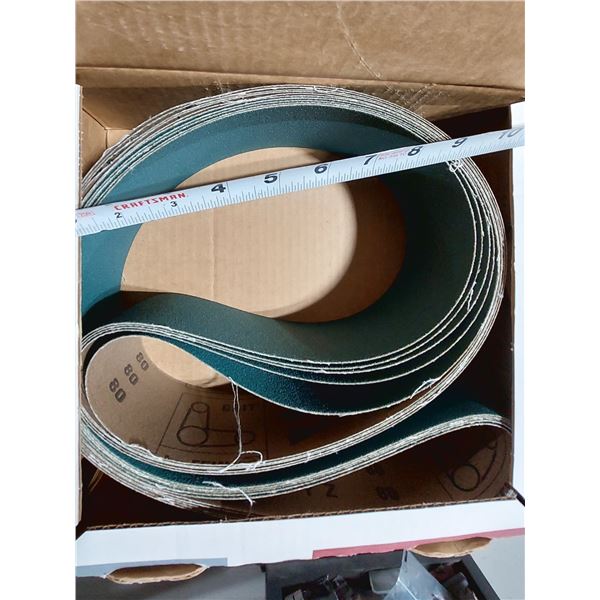 LOT DE 5 BANDES À SABLER 3 PO X 78-3/4 PO