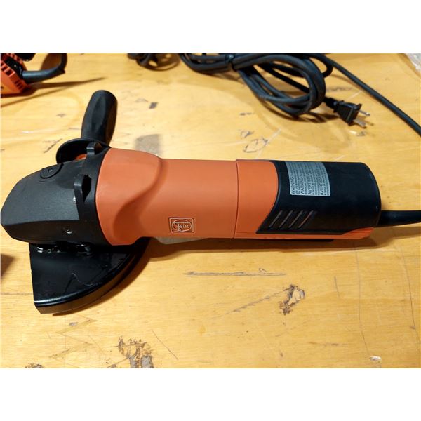 MEULEUSE D’ANGLE COMPACTE FEIN CG 13-150 PDEV, 6 PO, 1 260 W, UNITÉ DÉMO