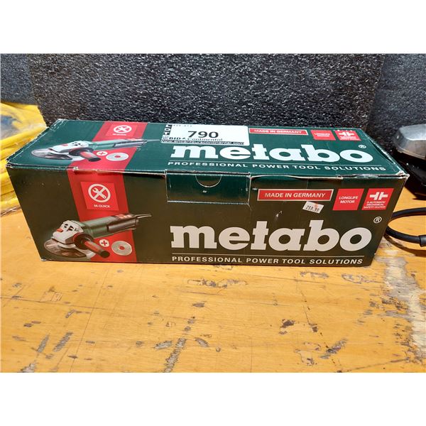 MEULEUSE D’ANGLE METABO WE 15-150 QUICK