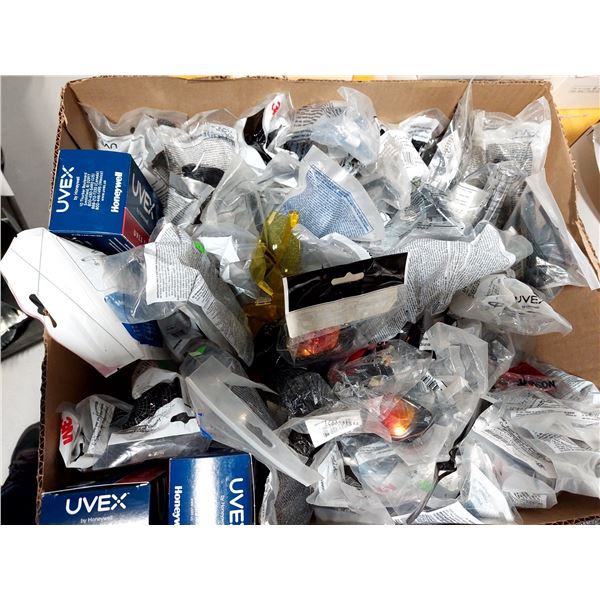 LOT DE 50 PAIRES DE LUNETTES DE SÉCURITÉ