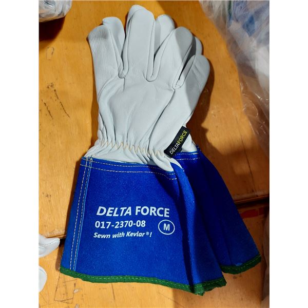 PAIRE DE GANTS DE TRAVAIL, GRANDEUR MEDIUM