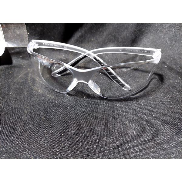 PAIRE DE LUNETTES DE SÉCURITÉ ZENITH SÉRIE Z500 TRANSPARENTE
