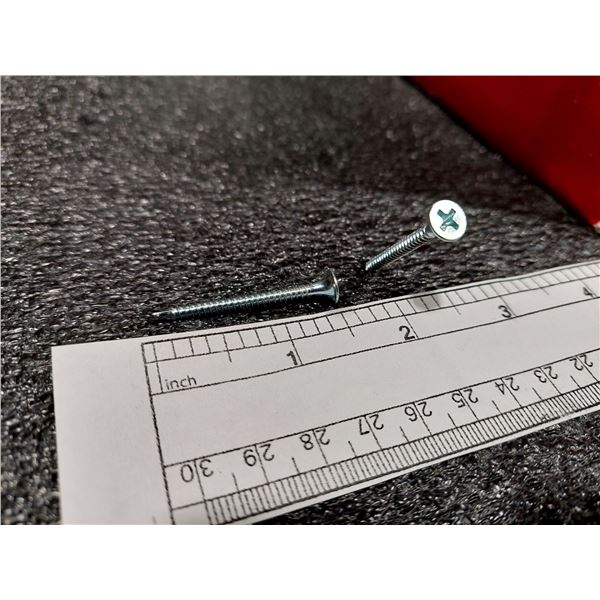 LOT DE 5000 VIS AUTOPERCEUSES TÊTE ÉVASÉE PRISE PHILLIPS #6-20 X 1-5/8", EVOLUTION BDZ-06158, ZINGUÉ
