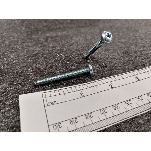 BOÏTE DE 2000 VIS AUTOTARAUDEUSES TÊTE CYLINDRIQUE BOMBÉE PRISE CARRÉE #3 TYPE A #12 X 2", 12200STSZ