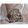 Image 1 : BOÏTE DE 600 ÉCROUS AUTOFREINÉS GRADE 8 À INSERT NYLON, 1/2-13, 50138LNYNI, LINDFAST, ZINGUÉS JAUNE