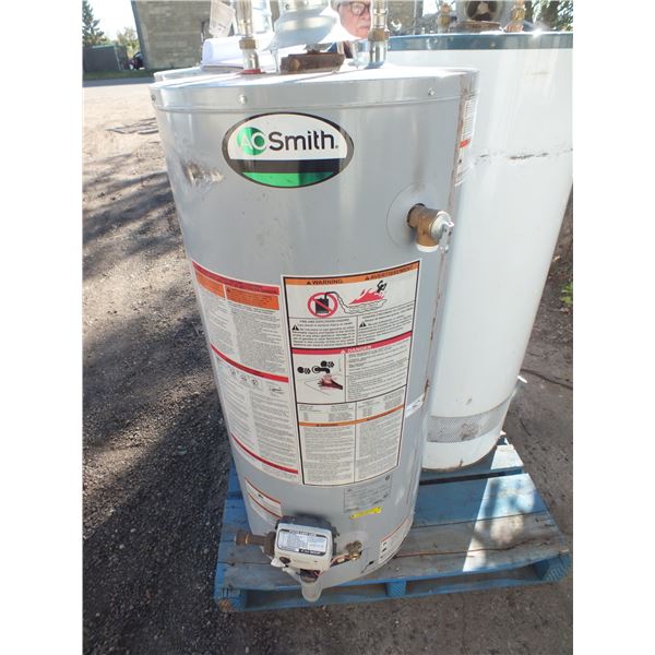AO Smith Natural Gas Hot Water Heater