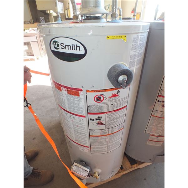 AO Smith Natural Gas Hot Water Heater