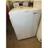 Image 1 : Woods Mini Fridge