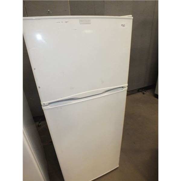 Frigidaire Fridge