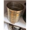 Image 4 : Kitchen Cookware Lot: Corn Pot, Kettle, Sifter, Ice Cream Freezer, and Bowl