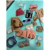 Image 2 : Costume Jewelry Lot Earrings Necklaces Bracelets and Brooches
