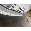 Image 14 : 2021 Isuzu V-8 Gas Box Truck with Maxon Lift Gate - VIN# 54DC4W1D9MS203495 - ODO: 18,974 Miles