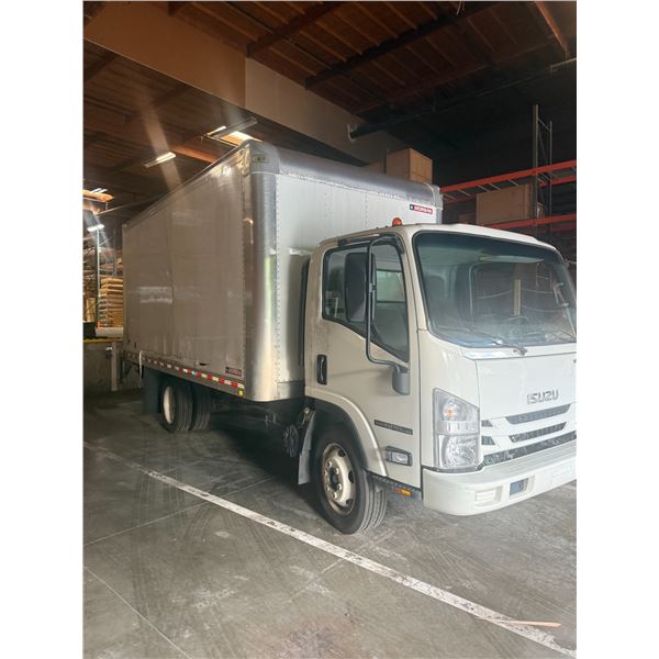 2021 Isuzu V-8 Gas Box Truck with Maxon Lift Gate - VIN# 54DC4W1D9MS203495 - ODO: 18,974 Miles