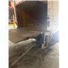 Image 7 : 2021 Isuzu V-8 Gas Box Truck with Maxon Lift Gate - VIN# 54DC4W1D9MS203495 - ODO: 18,974 Miles