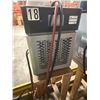 Image 7 : ACT Quantum Technology Charger Model Q4-24/36-200-480 with Wood Stand