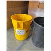 Image 3 : Pair of Uline 55 Gallon Trash Cans
