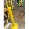 Image 7 : (3) Yellow Safety Stanchions and Chain