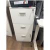 Image 1 : White Three Drawer File Cabinet 18"x16"x39" with Keys