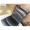 Image 15 : Moes Home Collection Cowhide Armless Chair