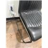 Image 5 : Moes Home Collection Cowhide Armless Chair