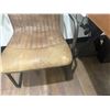 Image 5 : Moes Home Collection Cowhide Arm Chair