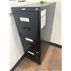 Image 2 : Uline Black Metal Three Drawer File Cabinet 15"x25"x40"