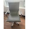 Image 1 : Moes Home Collection Grey and Chrome Office Chair