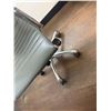 Image 4 : Moes Home Collection Grey and Chrome Office Chair