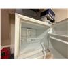 Image 4 : Sears Two Door Refrigerator Model 253.60082411