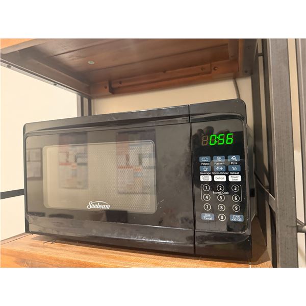 Sunbeam Microwave Model SGCMV807BK-07