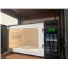 Image 5 : Sunbeam Microwave Model SGCMV807BK-07