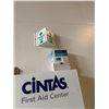 Image 3 : Wall Mounted Cintas Med Kit with Contents