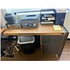 Image 4 : (2) Assorted Style Office Desks