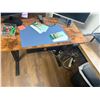 Image 9 : (2) Assorted Style Office Desks