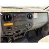 Image 46 : 2015 Ford F450 Super Duty Box Truck w/ Lift Gate, Lic. 846HEB (Needs New Engine, Doesn't Start)