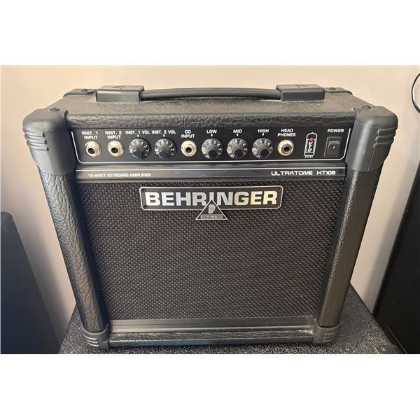 Behringer 15-Watt Keyboard Amp. Ultratone KT108