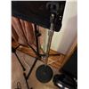 Image 3 : Music Stand & Atlas Mic Stand