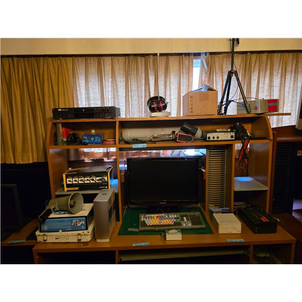 Studio Office & Editing Suite Equipment: HHB BurnIT Professional CD Recorder, Corsair RM850x PSU, Ri