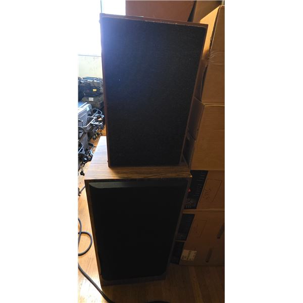 Pair of Vintage Floor & Bookshelf Stereo Speakers with Wood Grain Cabinets and Cloth Grilles